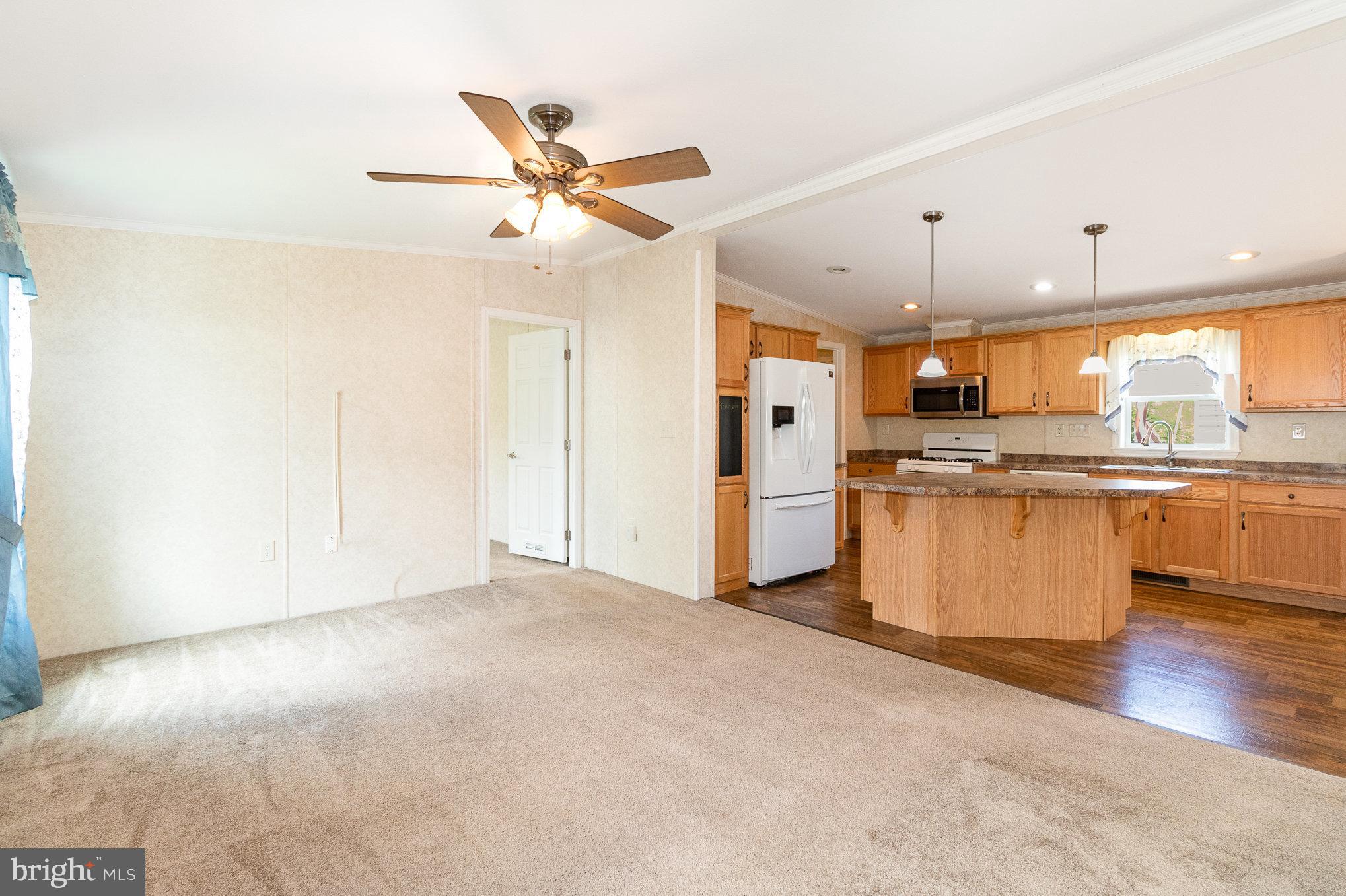 RIDGEWOOD MANOR MHP - Residential