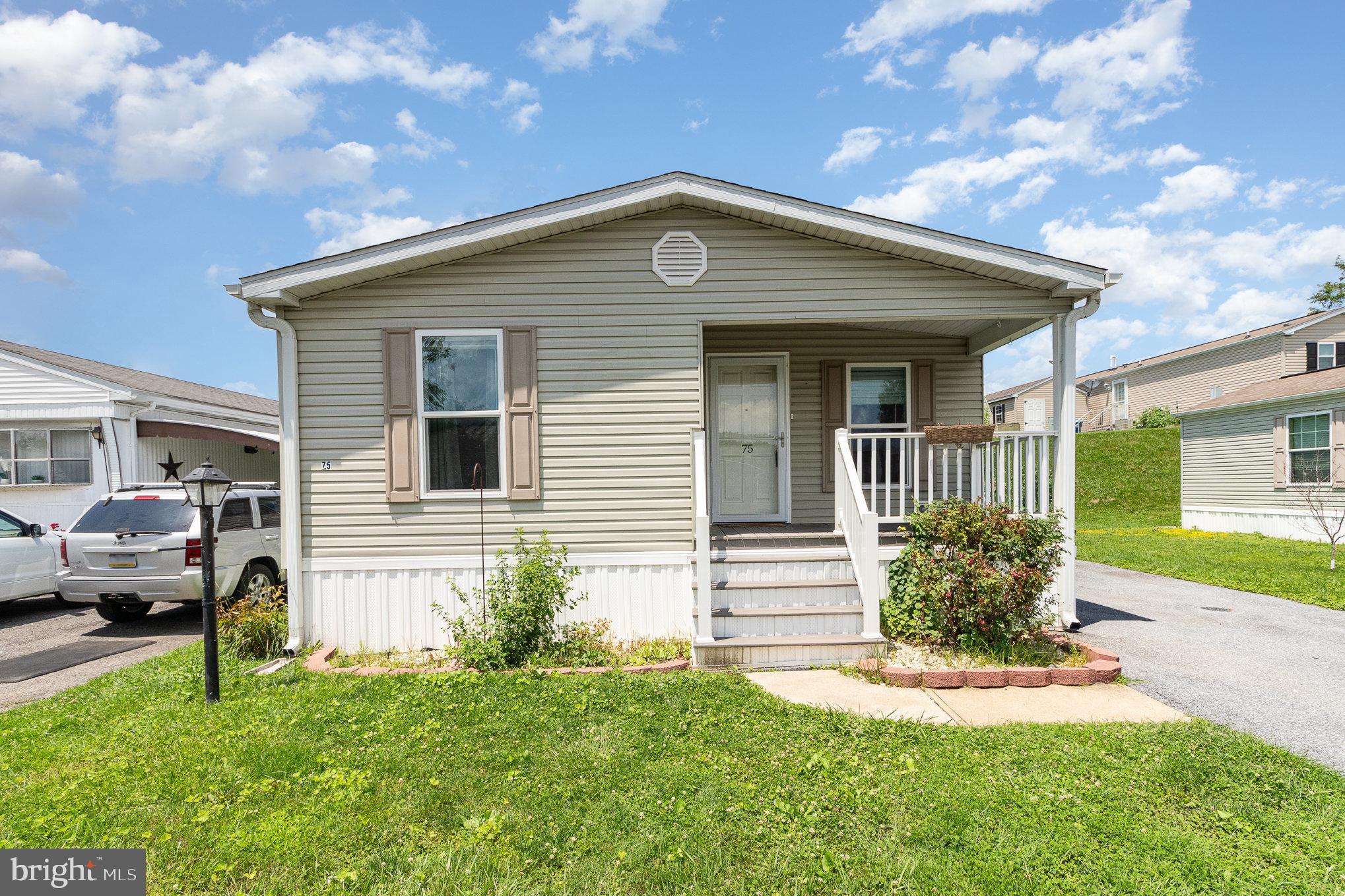 RIDGEWOOD MANOR MHP - Residential