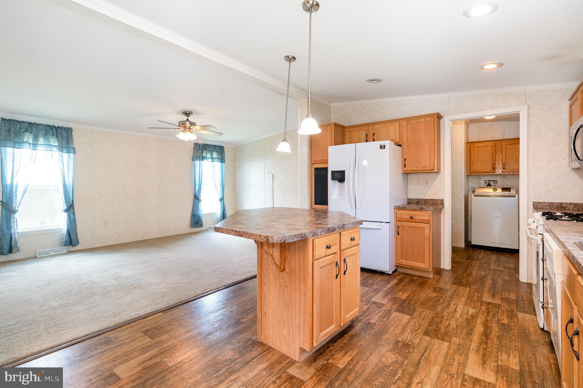 RIDGEWOOD MANOR MHP - Residential