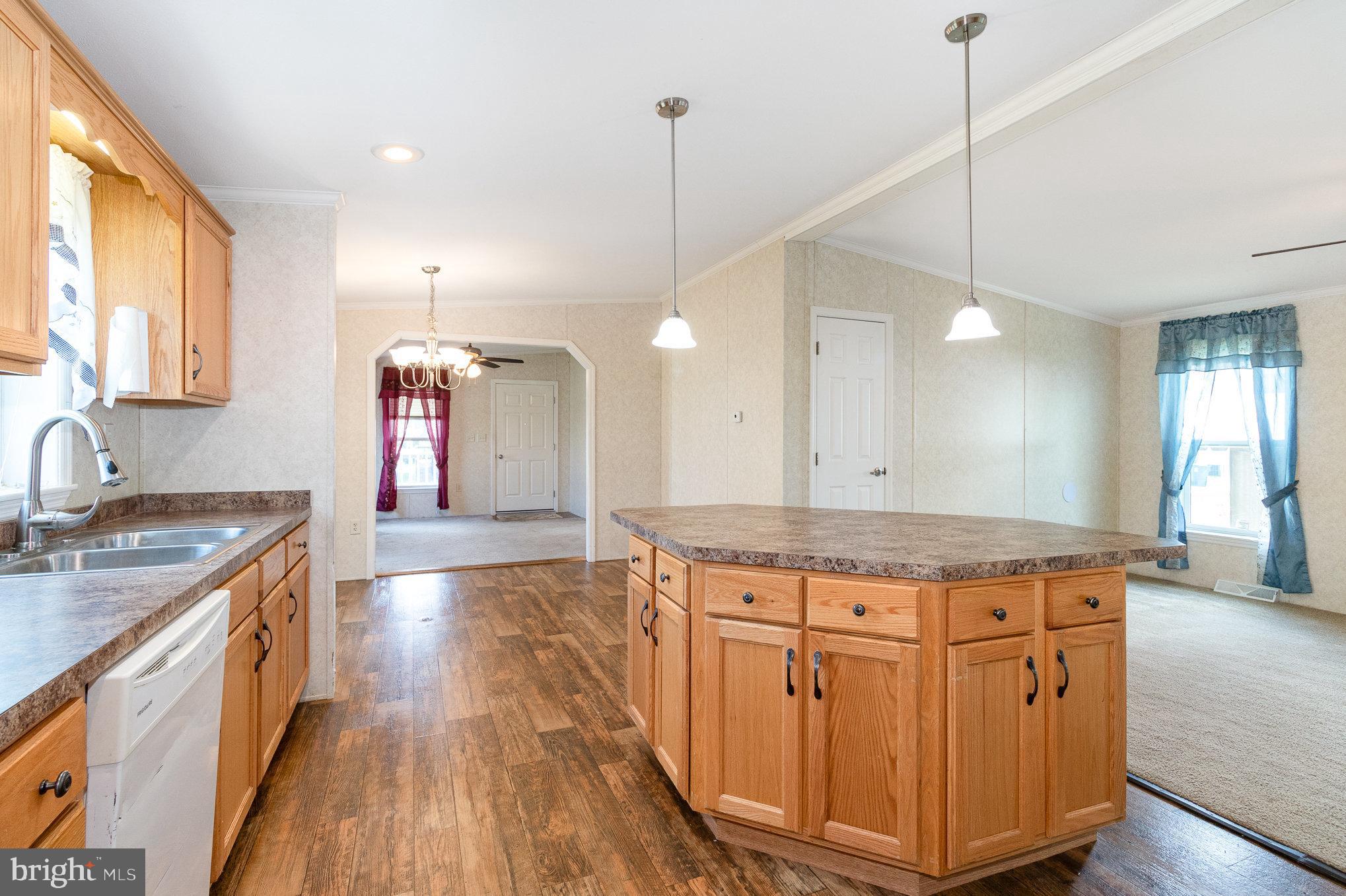 RIDGEWOOD MANOR MHP - Residential