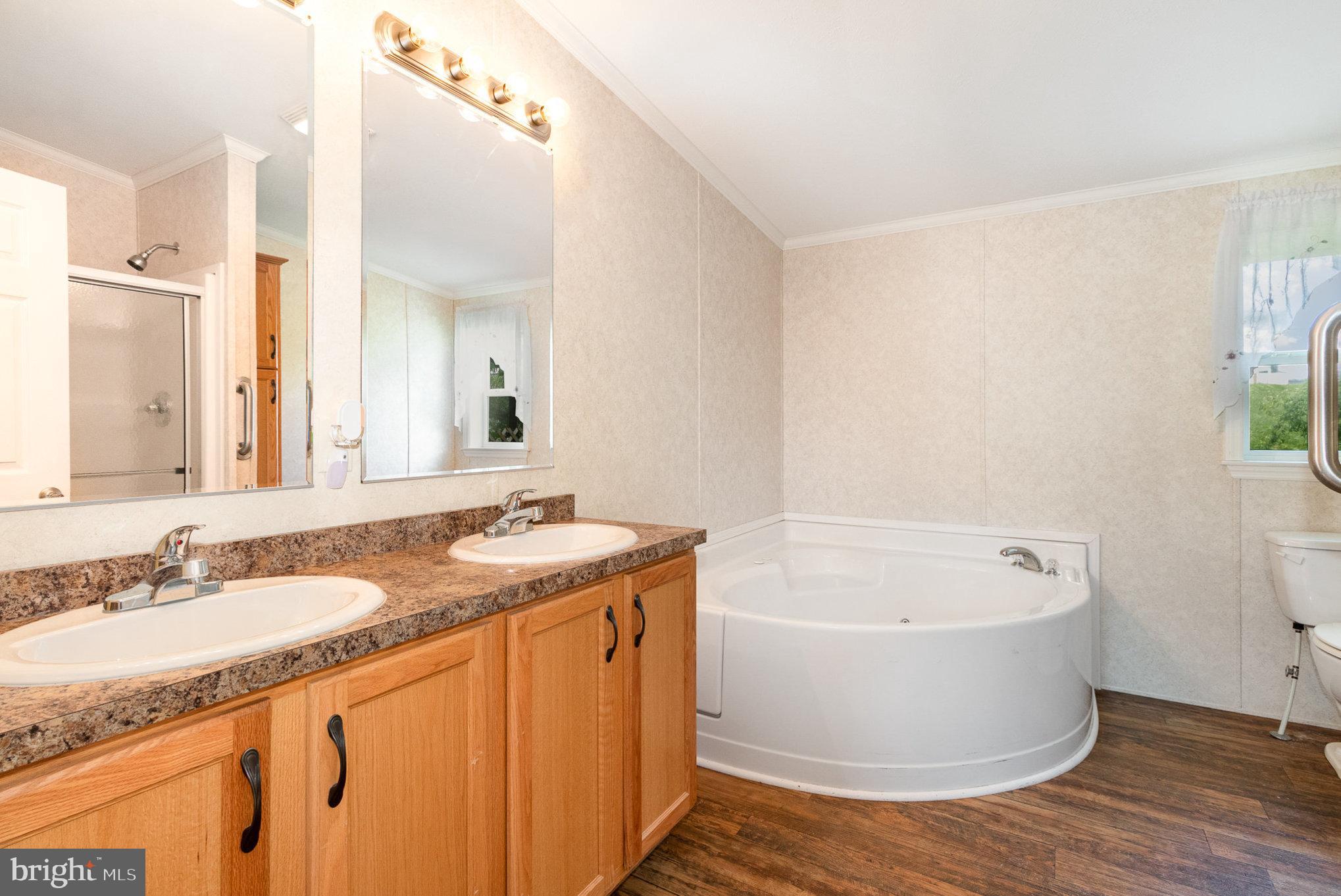 RIDGEWOOD MANOR MHP - Residential