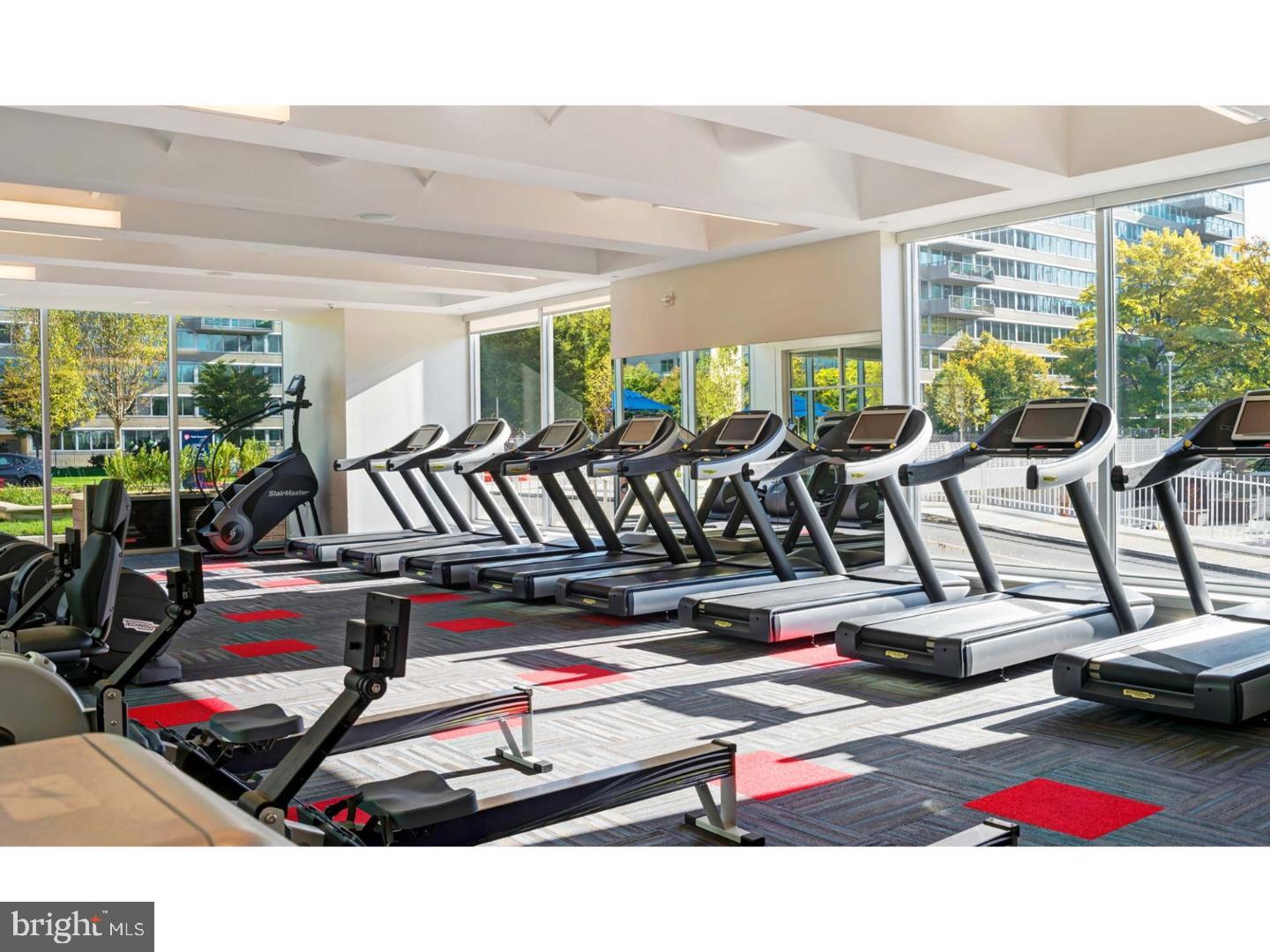 ART MUSEUM AREA - Residential Lease