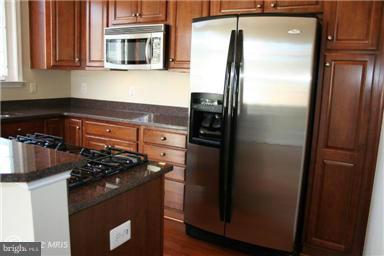 HIDDEN CREEK - Residential Lease