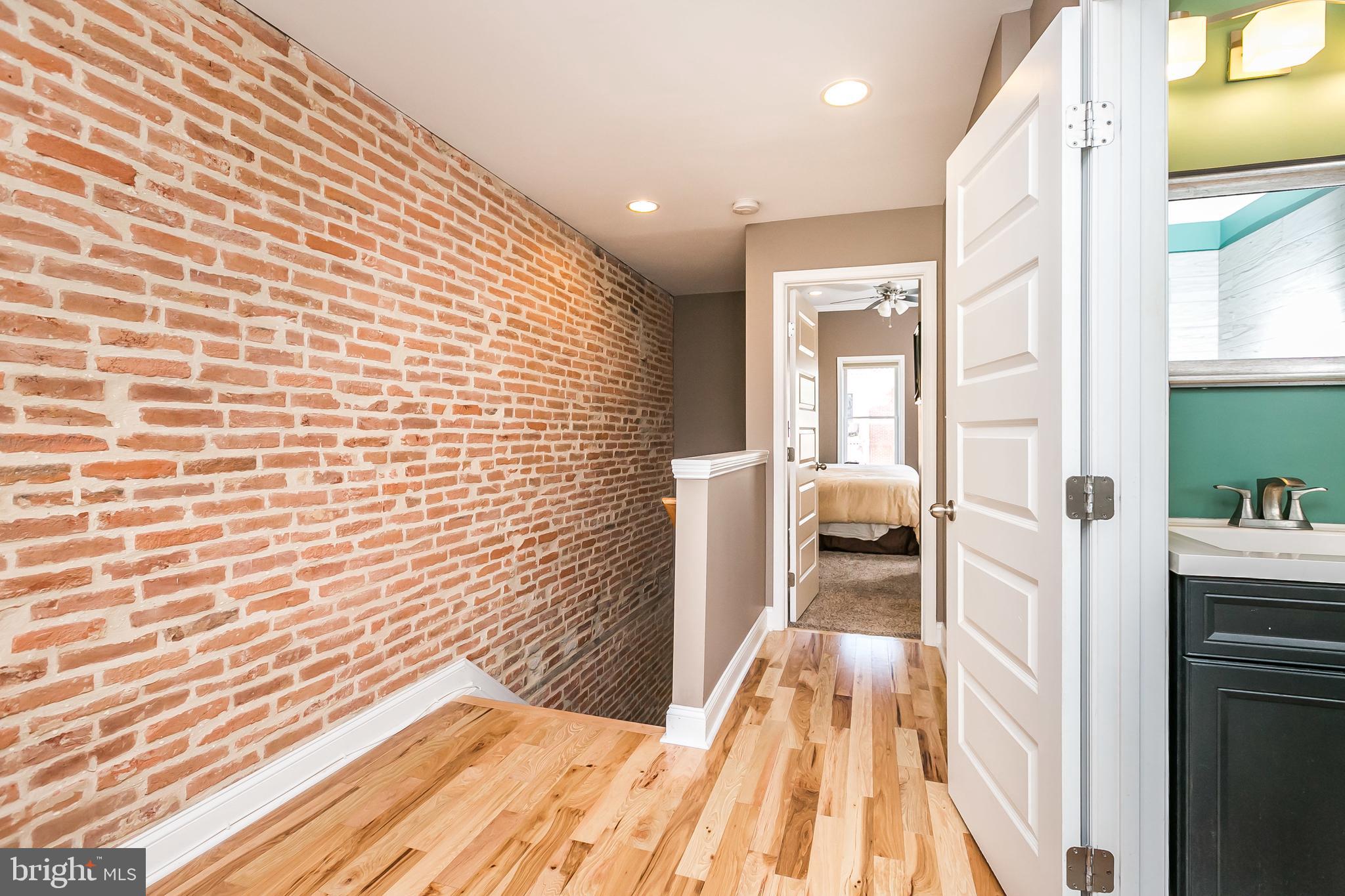 HIGHLANDTOWN - Residential Lease