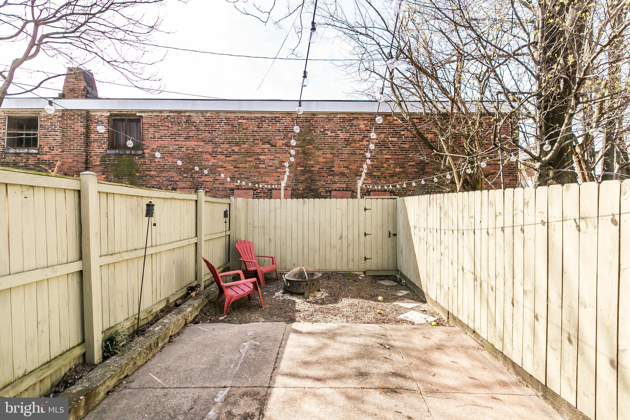 HIGHLANDTOWN - Residential Lease