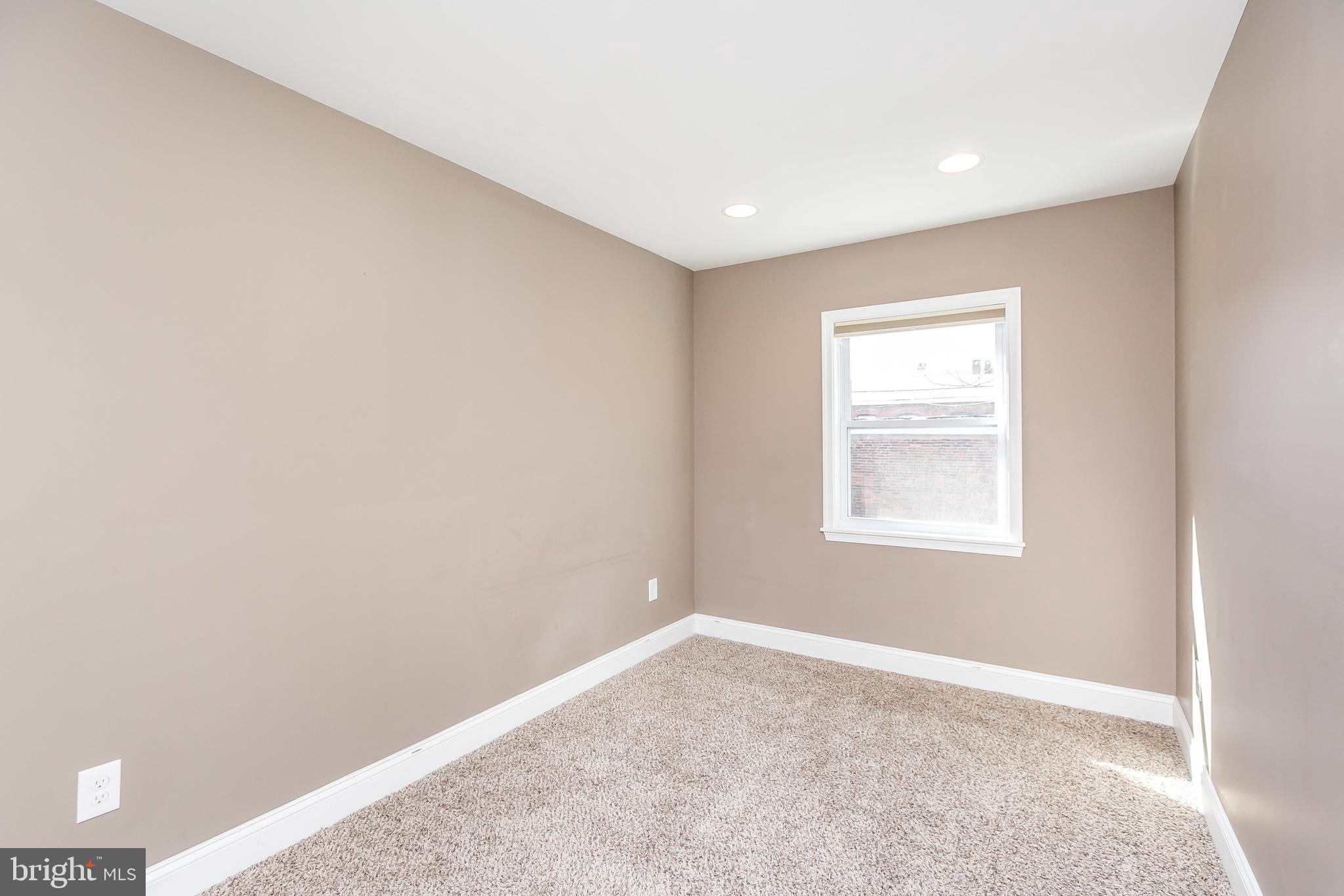 HIGHLANDTOWN - Residential Lease