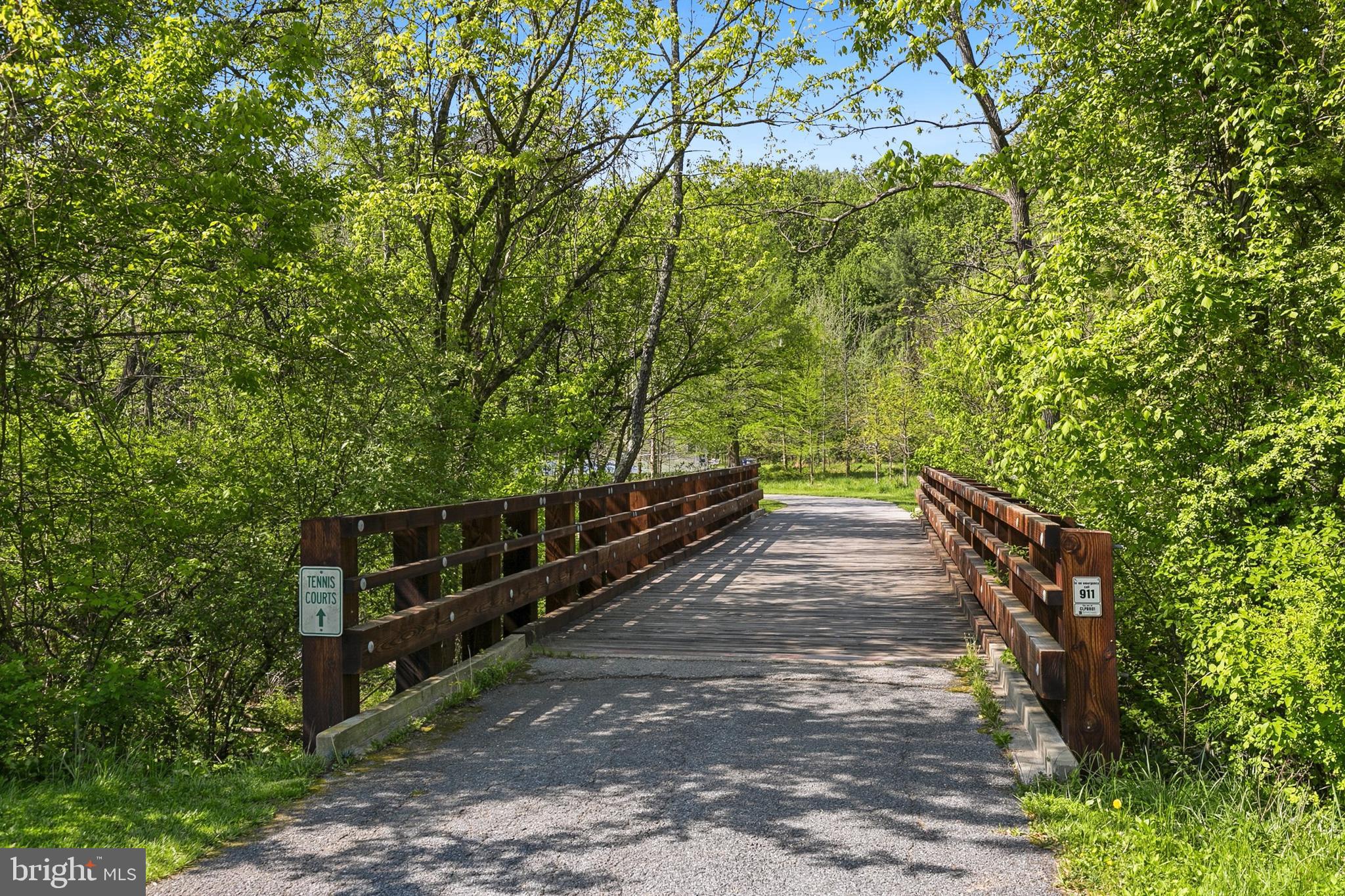 BEECH CREEK - Residential