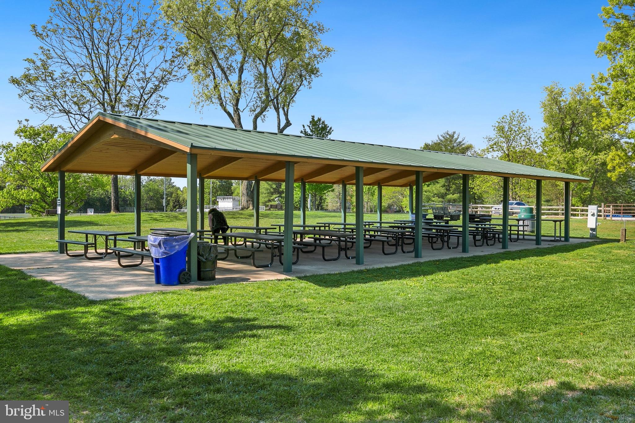 BEECH CREEK - Residential