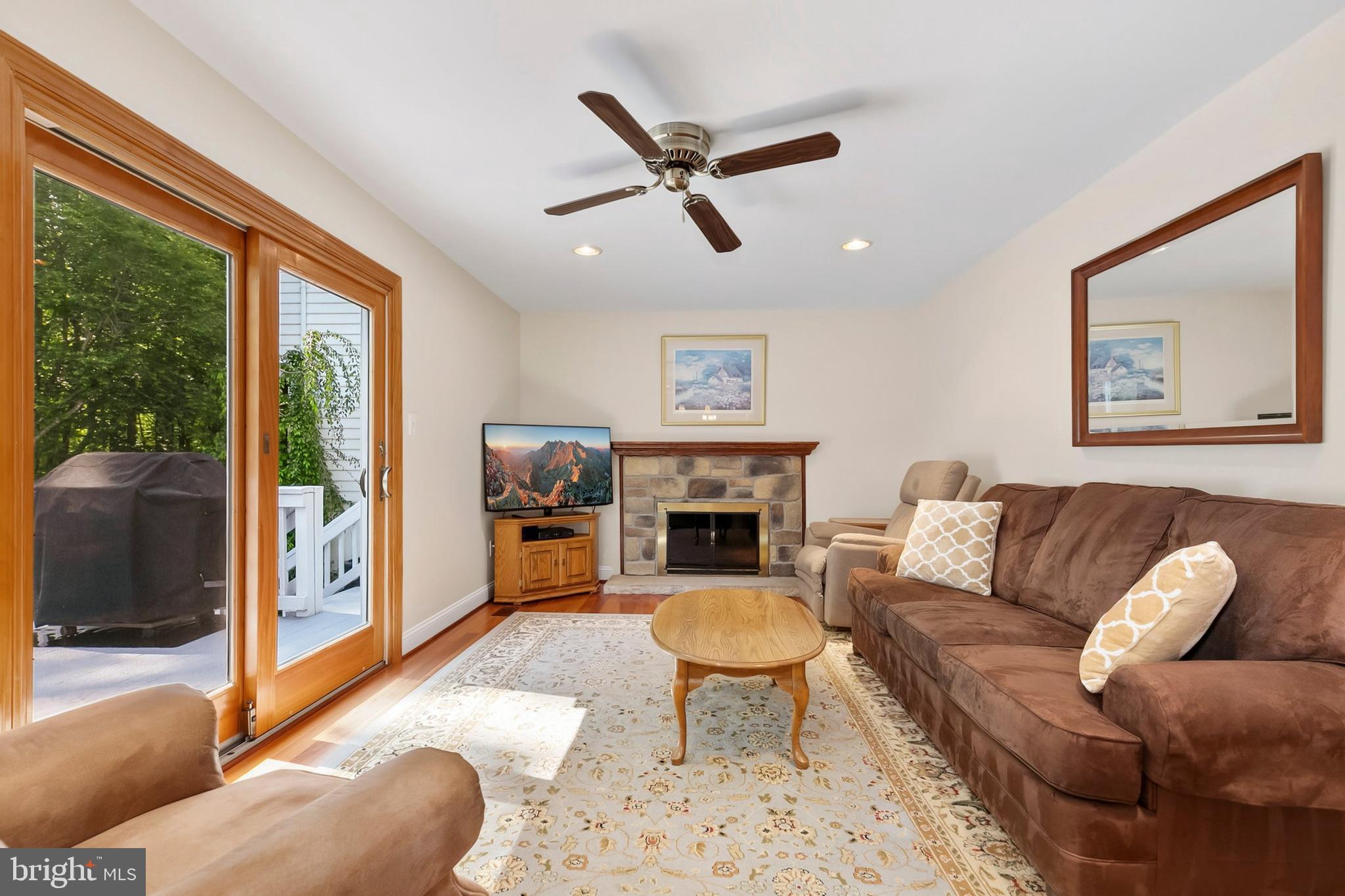 BEECH CREEK - Residential