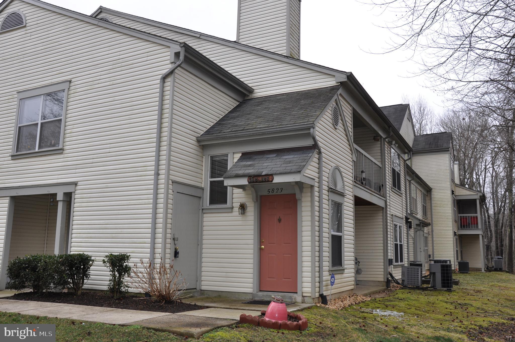 PONDS AT CENTREVILLE - Residential Lease