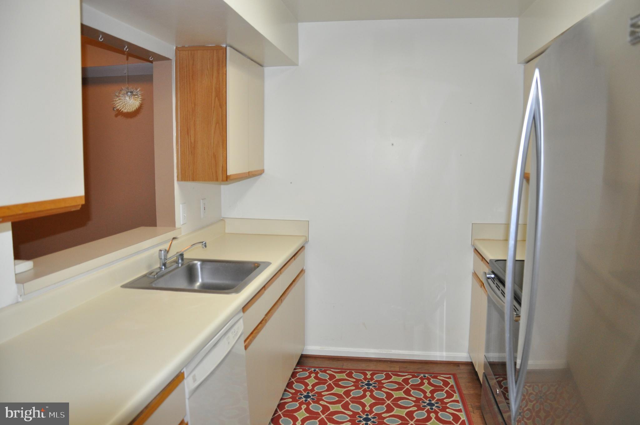 PONDS AT CENTREVILLE - Residential Lease