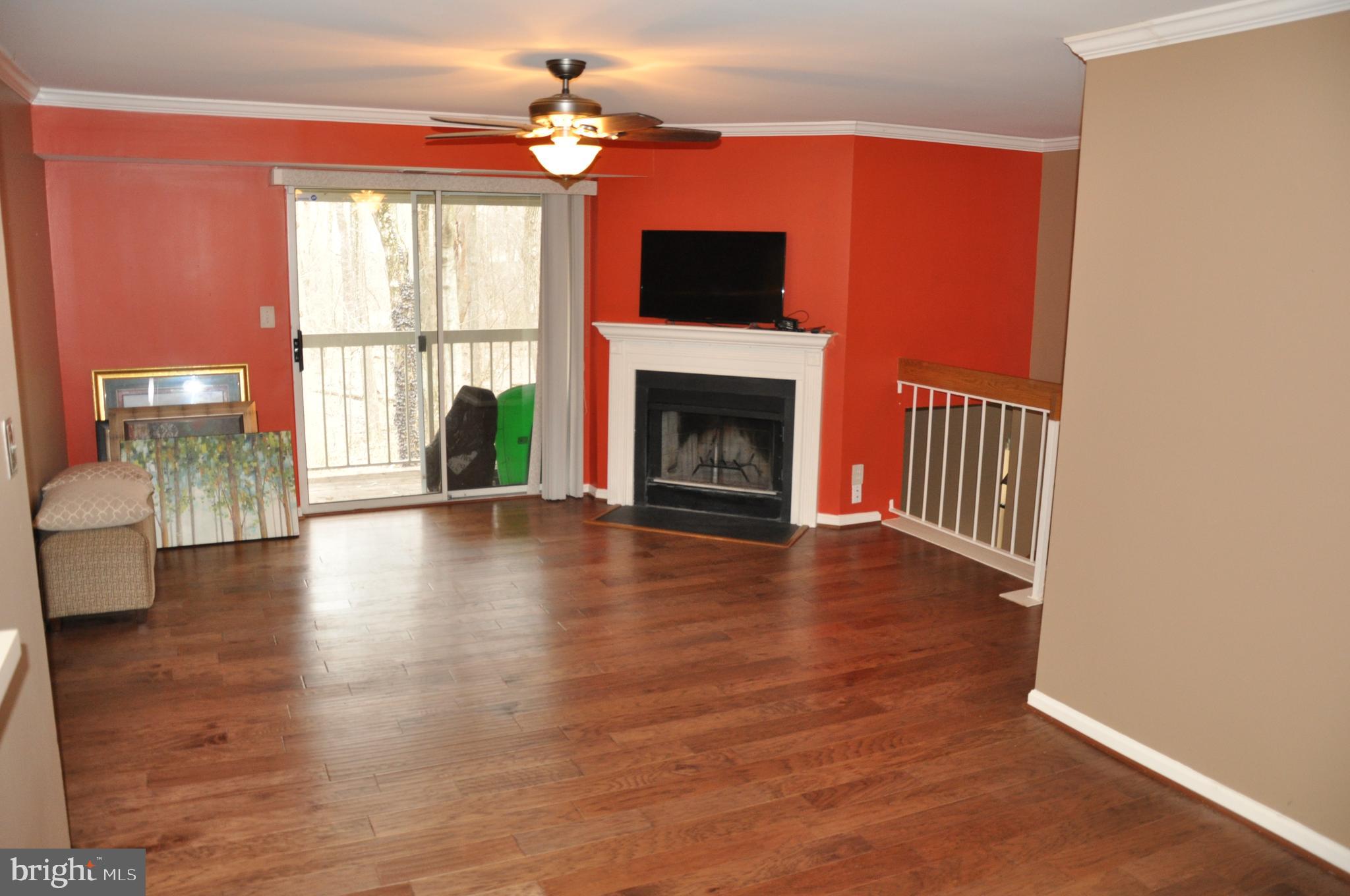 PONDS AT CENTREVILLE - Residential Lease