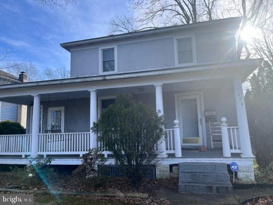 Beautiful 5 bedroom, 2.5 bath with over 1700 square feet of living space, not including lower level.  Front covered porch that extends the width of the home.  Tons of parking space located at back driveway.  Main level:  Huge country kitchen that flows into the formal dining room with tons of natural light.  Large bedroom level on main level (owner is using as a sitting room currently).  Beautiful three season room with with new hardwood floors. Powder room.   Upper level has four generous sized bedrooms.  Primary has large closet and en suite.  Basement is unfinished.  NEW HVAC system.   

Well taken care of home for many years, could use some updates.   Selling "As Is"  Seller will need a rent back.