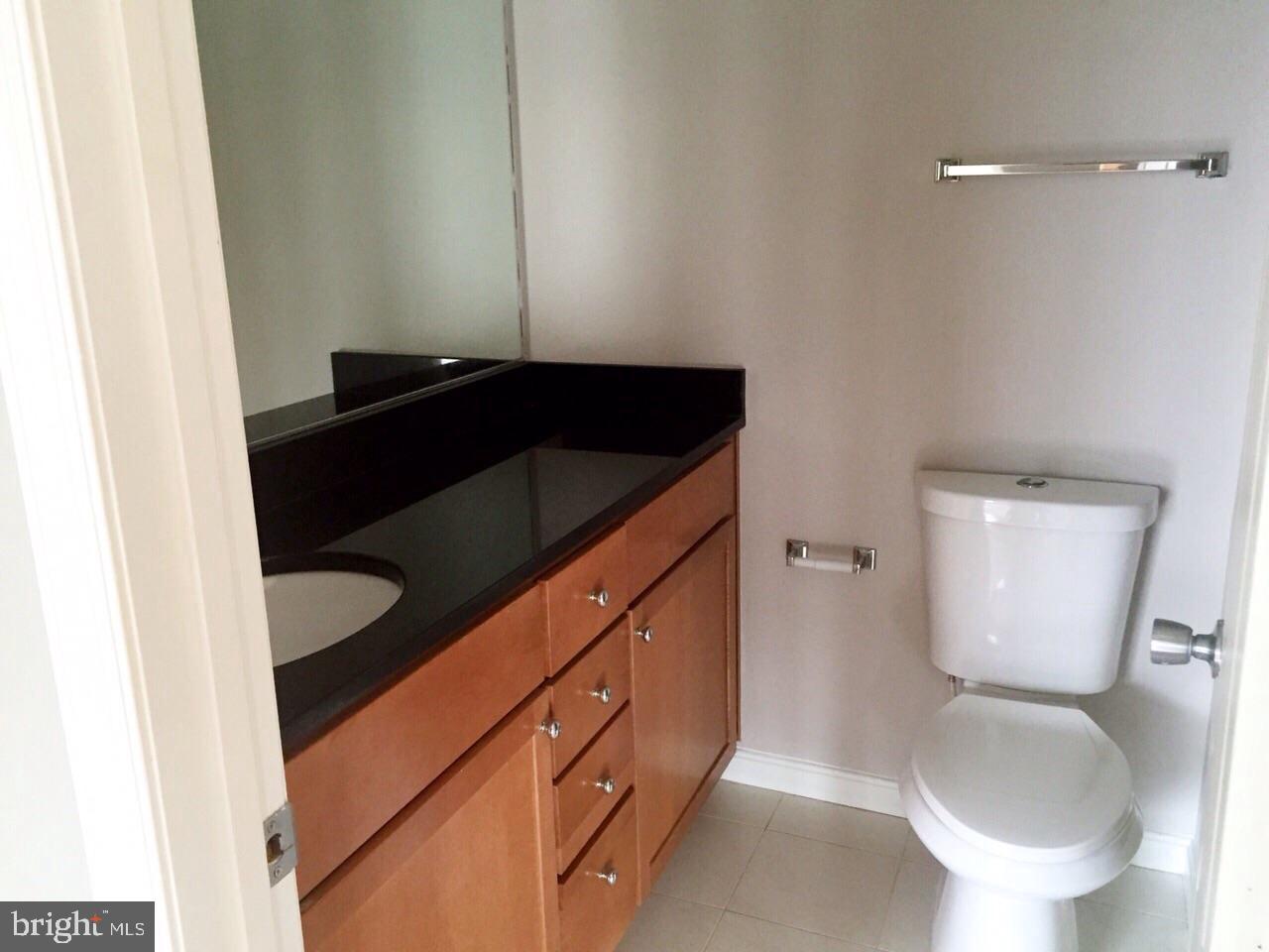 RENAISSANCE - Residential Lease