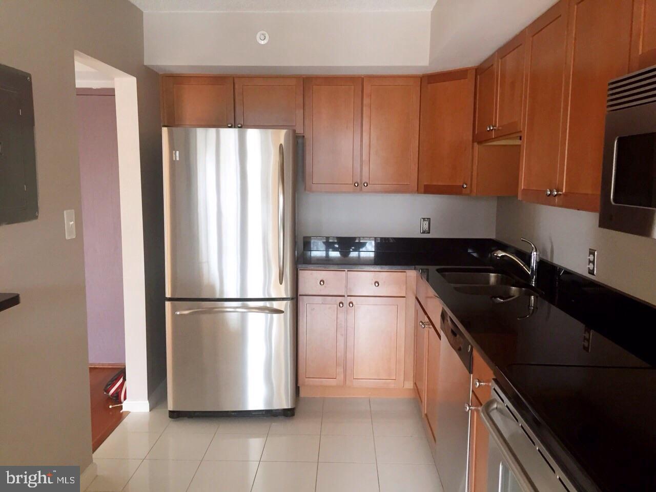 RENAISSANCE - Residential Lease