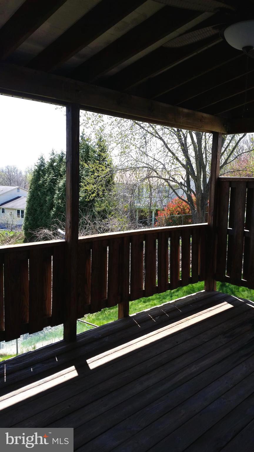 TOWN & COUNTRY APARTMENTS CARNEY - Residential