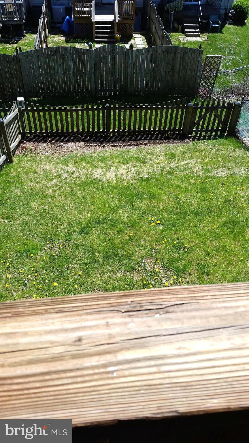 TOWN & COUNTRY APARTMENTS CARNEY - Residential