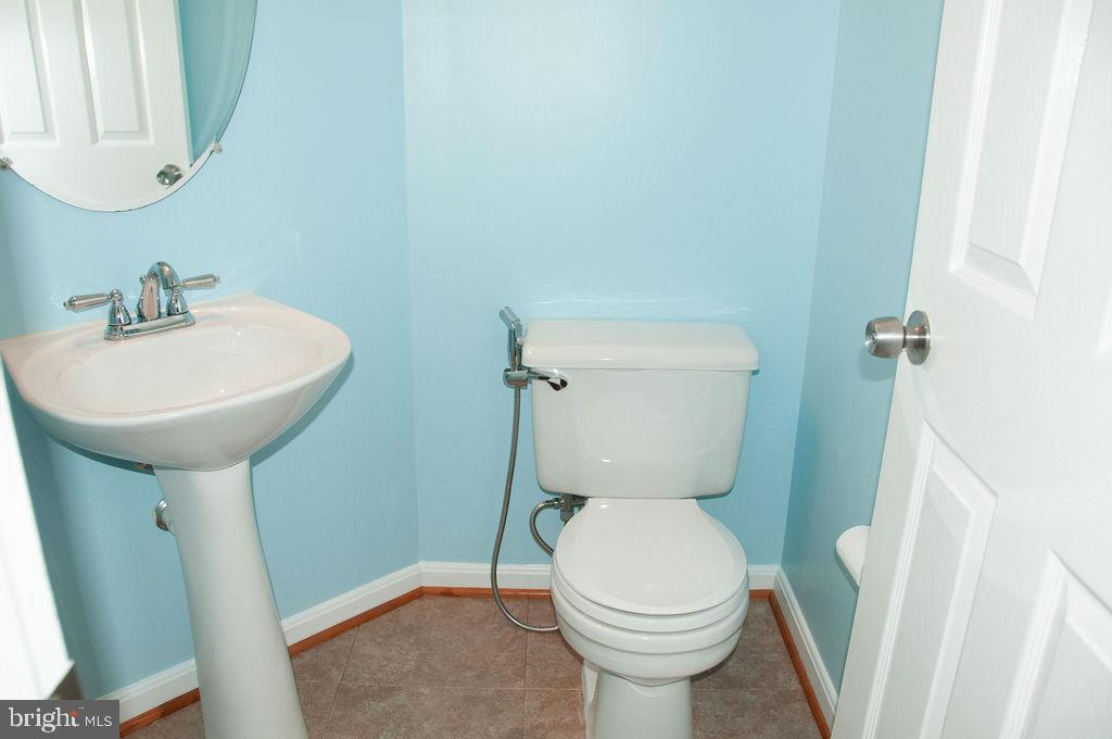 CROSSROADS MANOR - Residential Lease