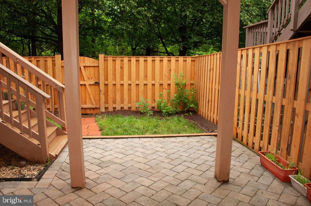 CROSSROADS MANOR - Residential Lease