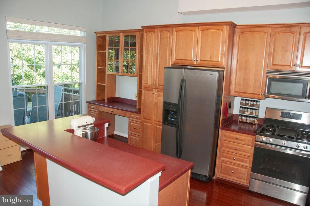 CROSSROADS MANOR - Residential Lease