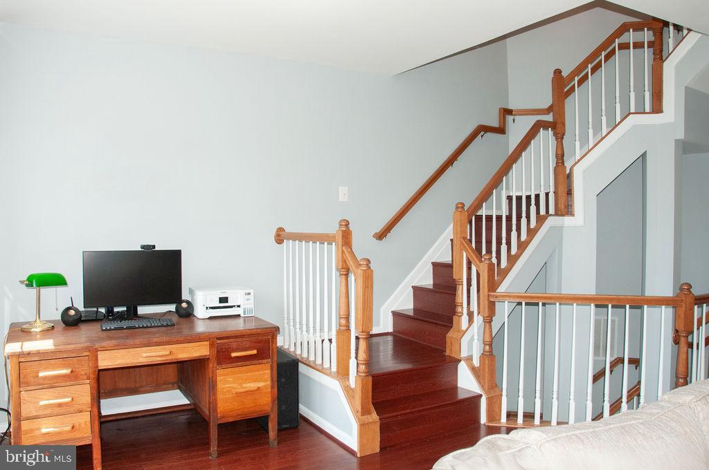 CROSSROADS MANOR - Residential Lease