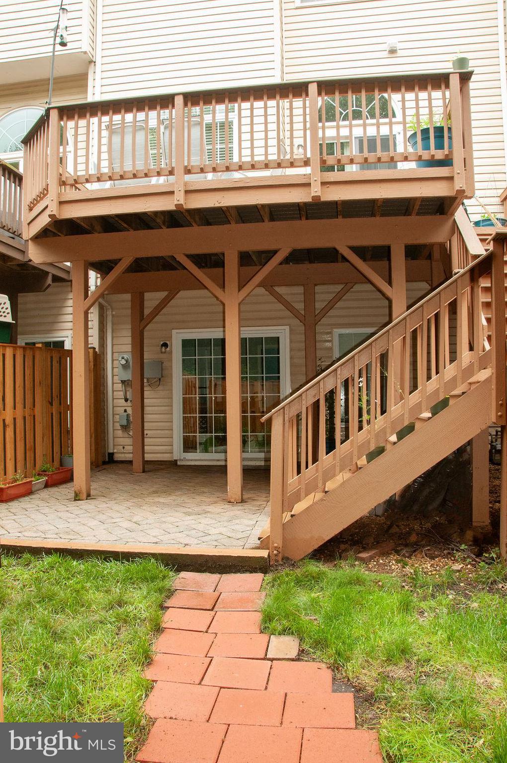 CROSSROADS MANOR - Residential Lease