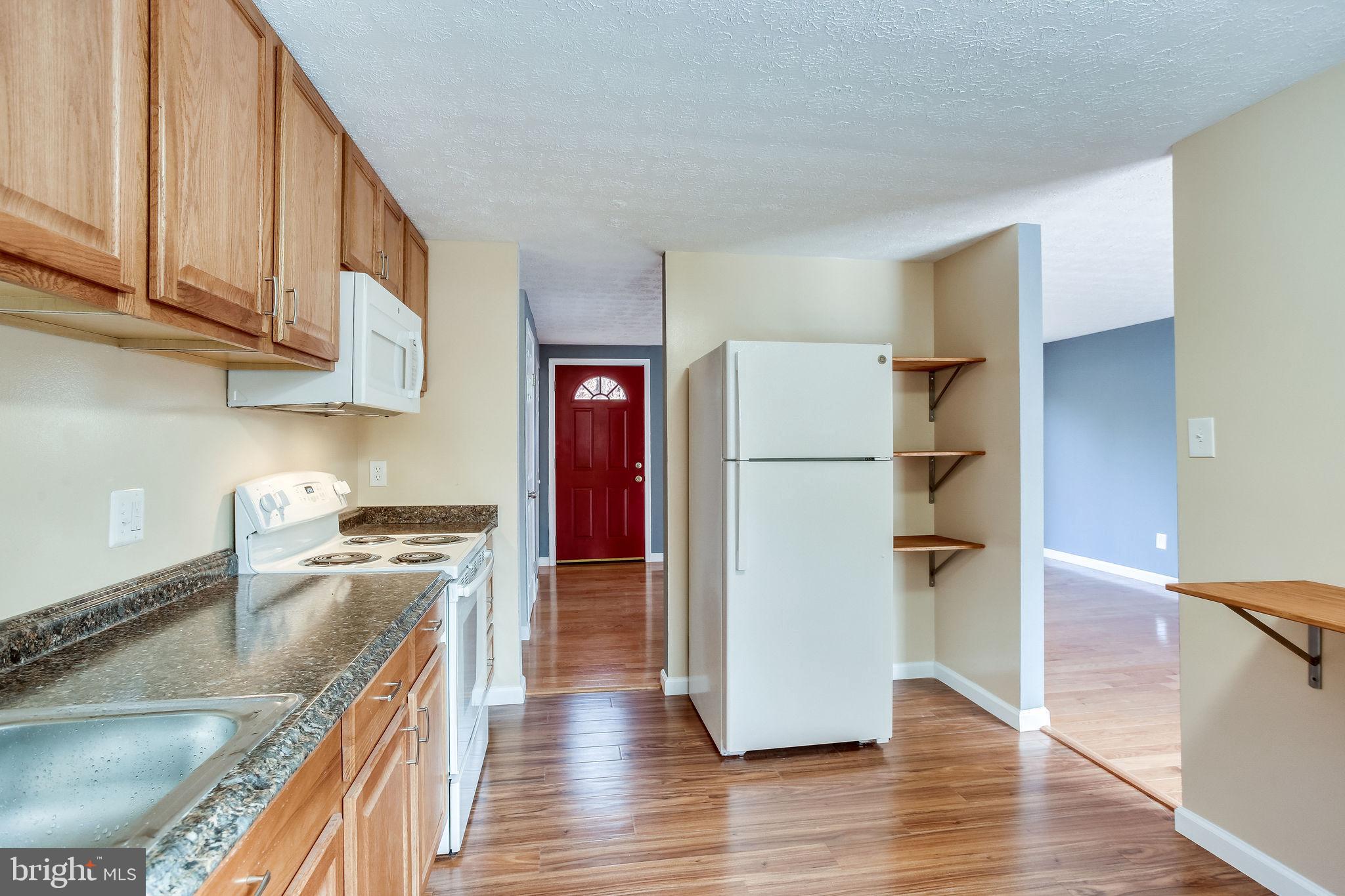 RESTON - Residential