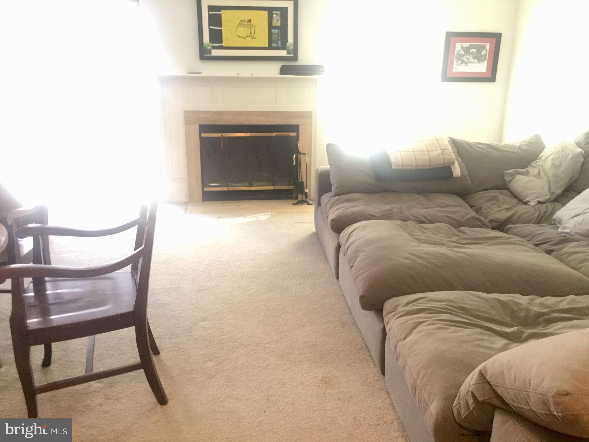 CHURCHILL TOWN SECTOR - Residential Lease