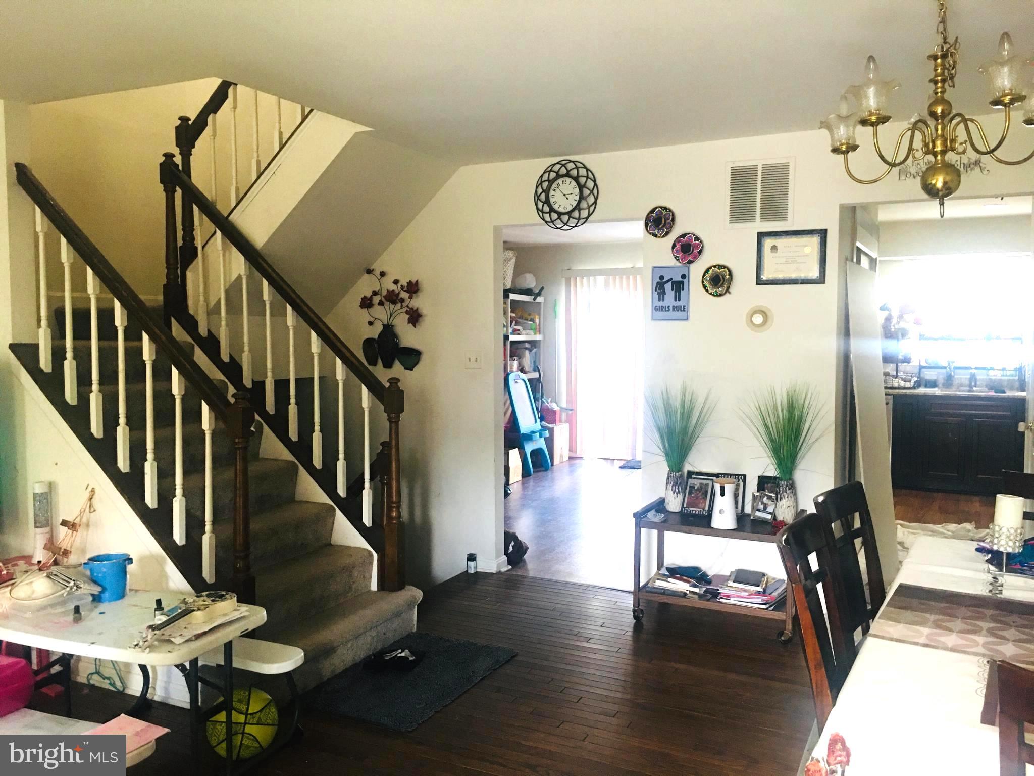 CHURCHILL TOWN SECTOR - Residential Lease