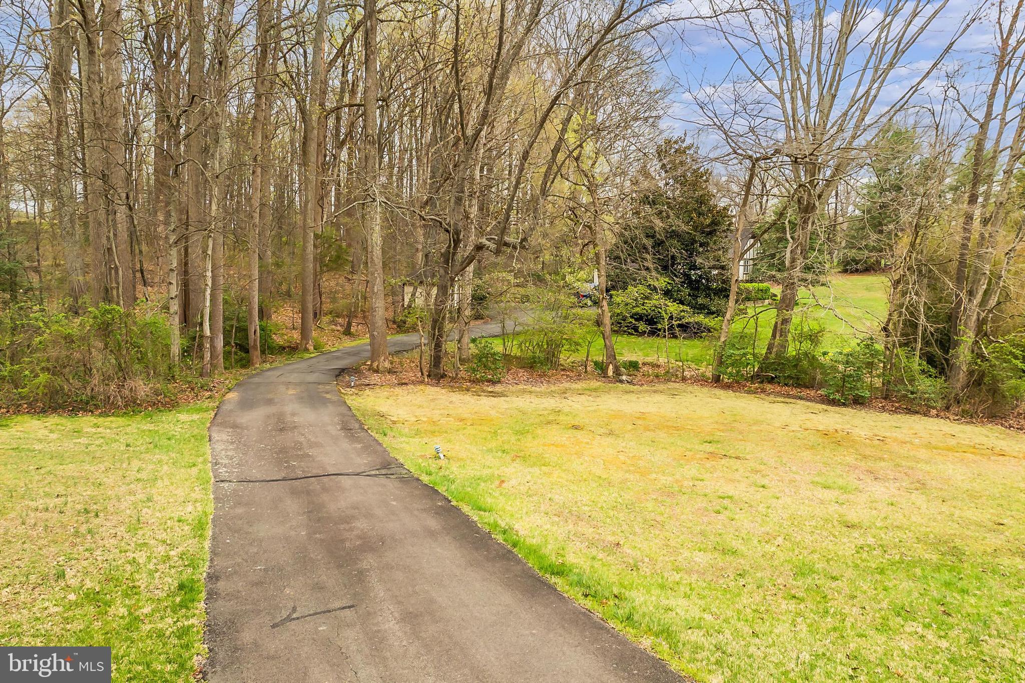 CLOVERLEAF FARM ESTATES - Residential