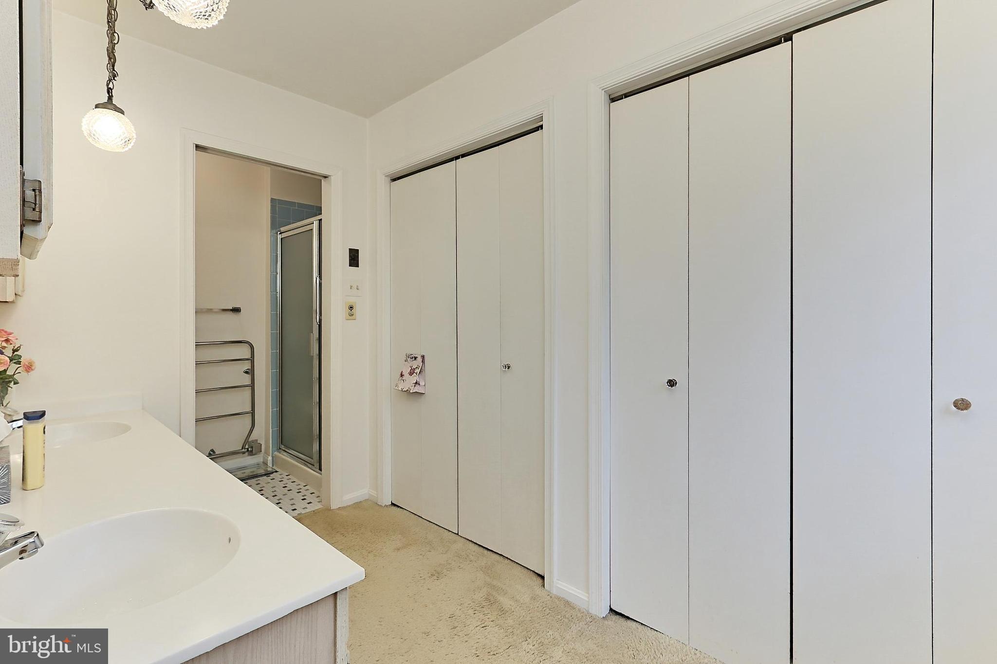 CLOVERLEAF FARM ESTATES - Residential