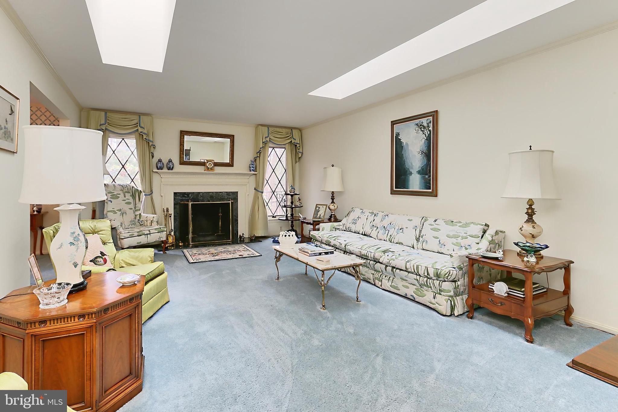 CLOVERLEAF FARM ESTATES - Residential