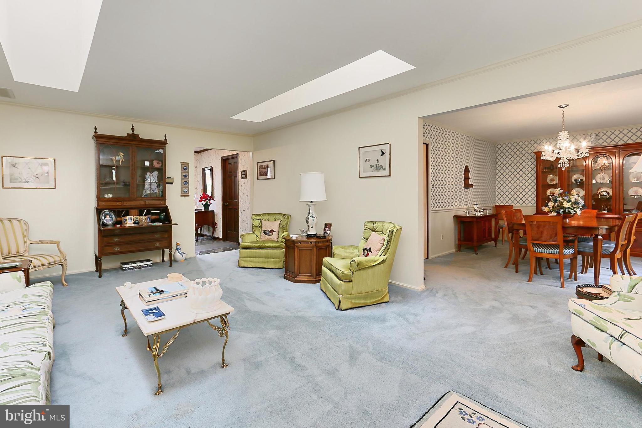 CLOVERLEAF FARM ESTATES - Residential