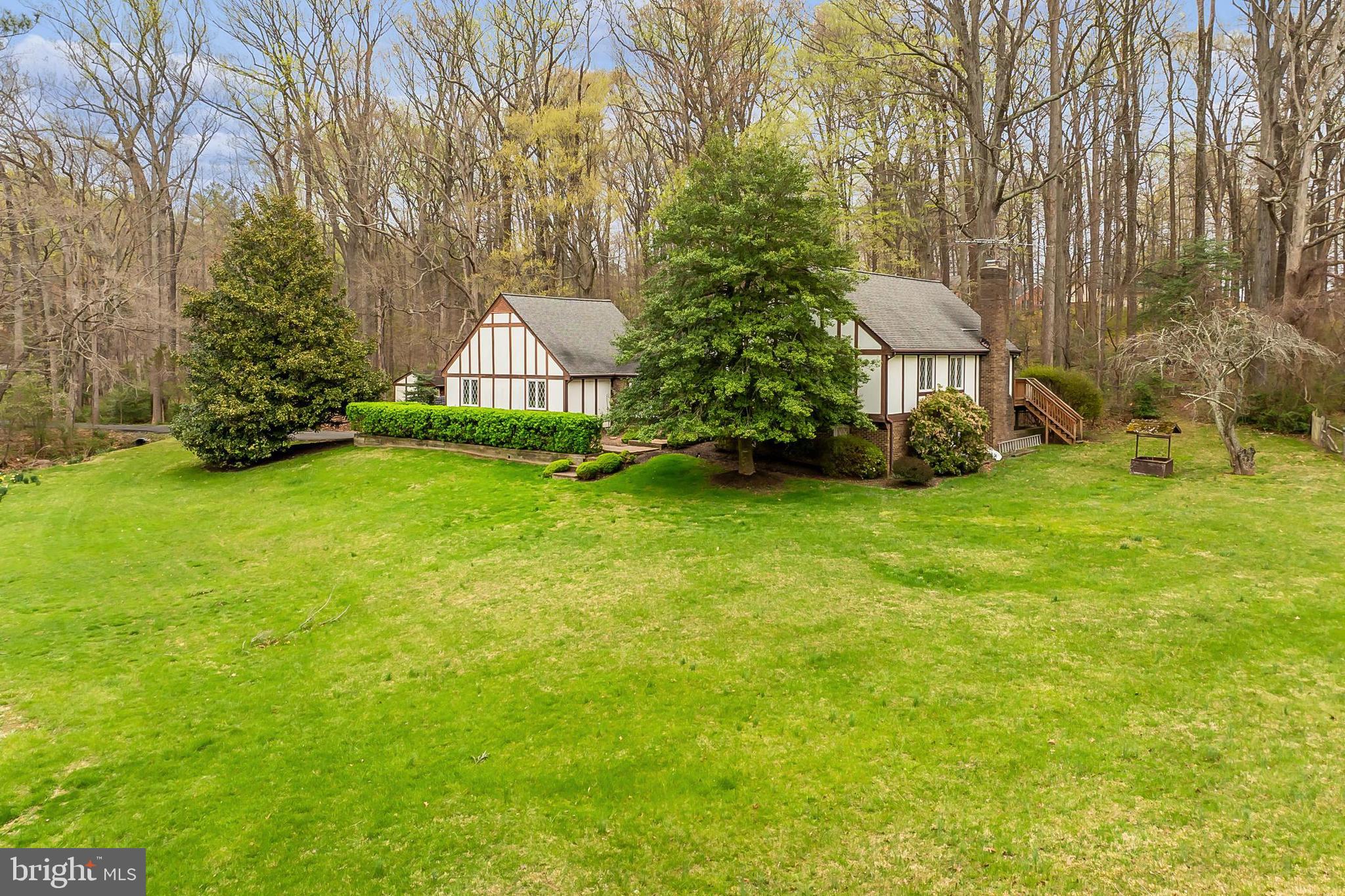 CLOVERLEAF FARM ESTATES - Residential