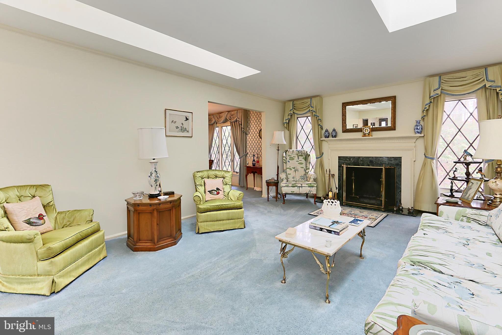 CLOVERLEAF FARM ESTATES - Residential