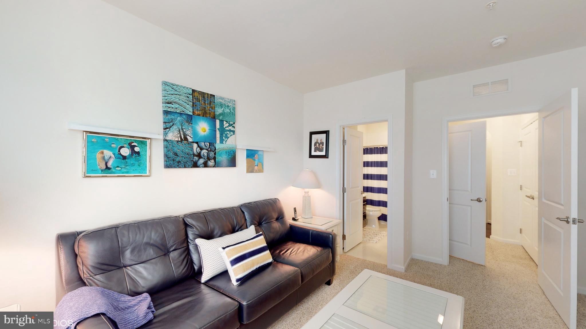 BALLENGER CREEK - Residential