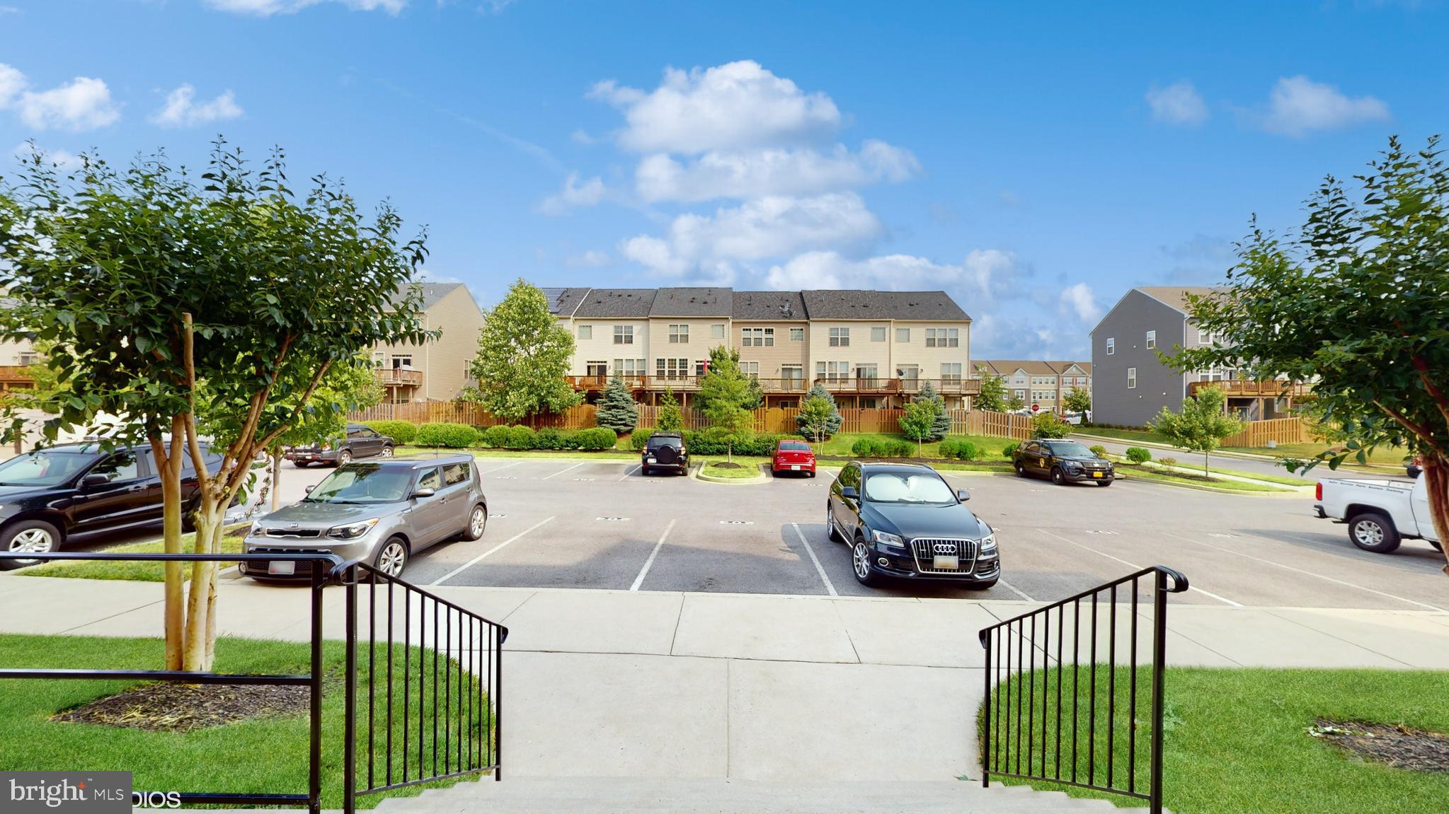 BALLENGER CREEK - Residential