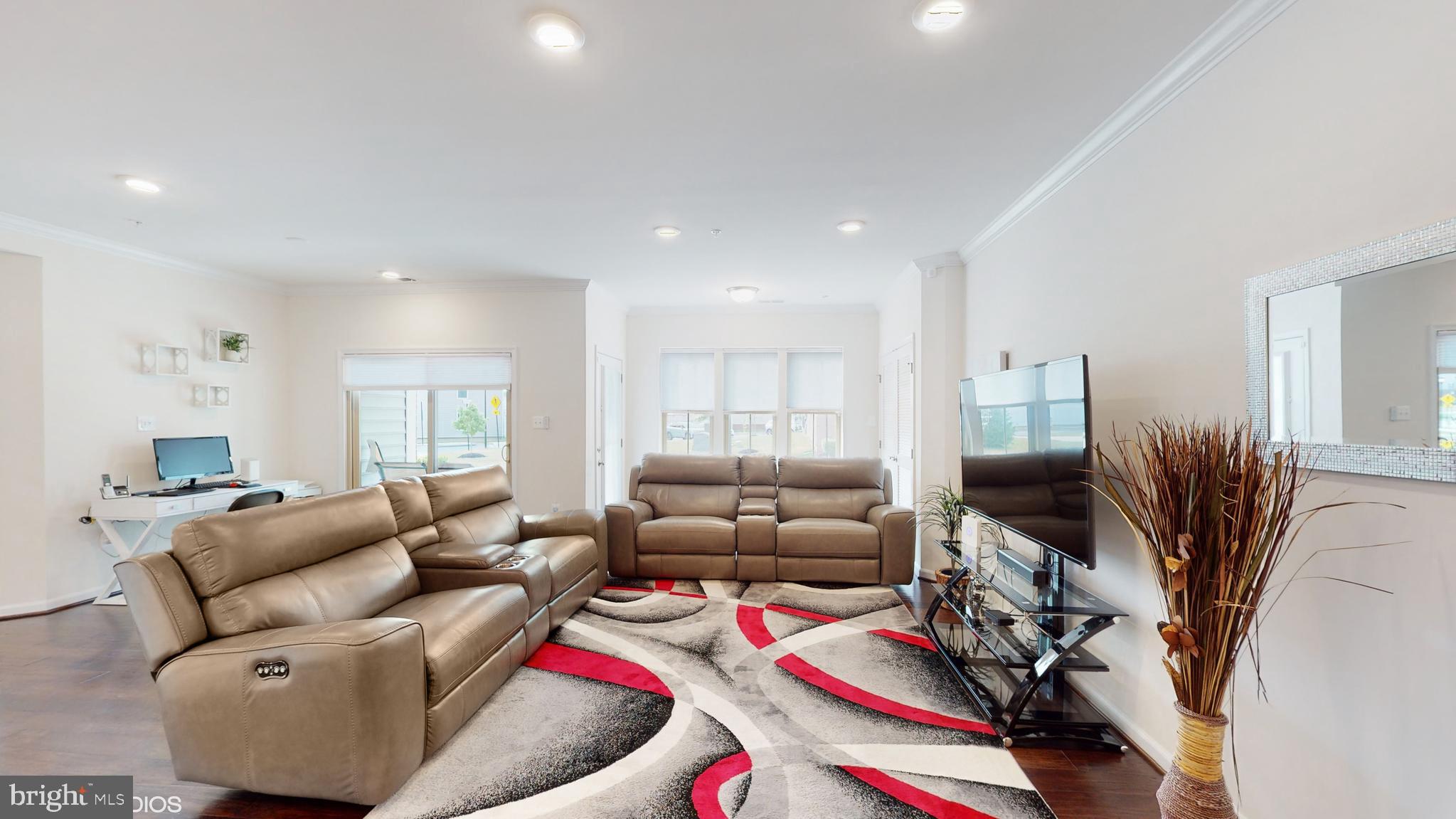 BALLENGER CREEK - Residential