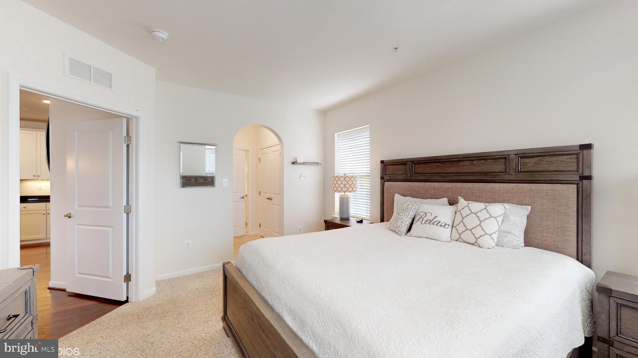 BALLENGER CREEK - Residential