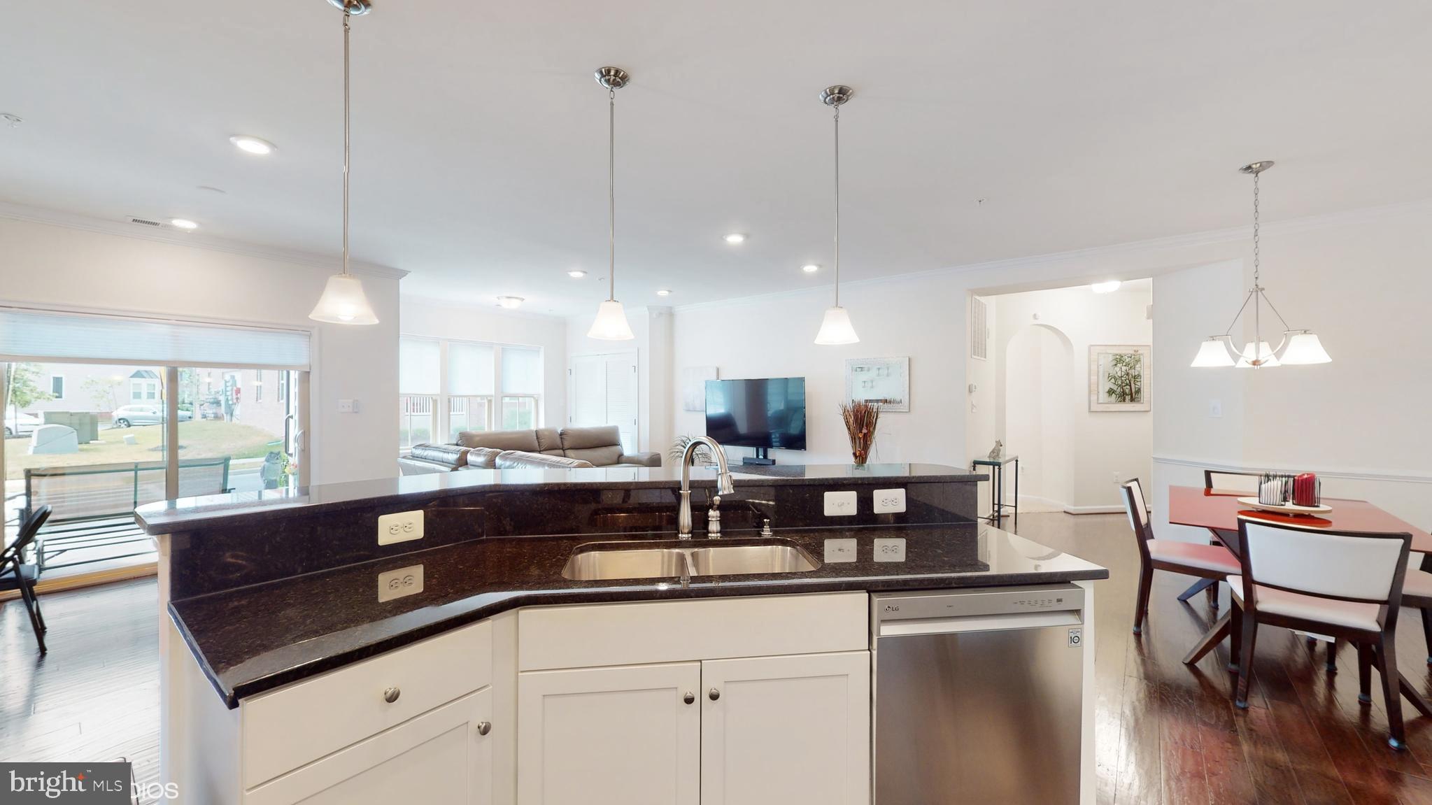 BALLENGER CREEK - Residential