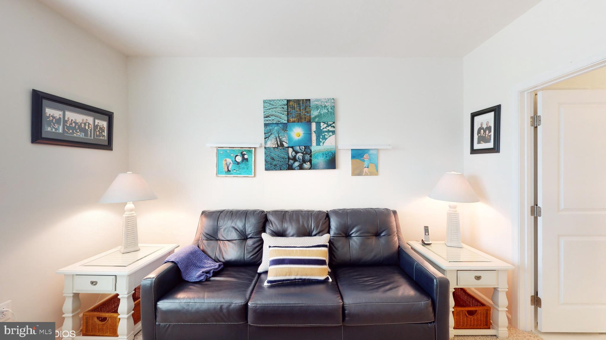 BALLENGER CREEK - Residential