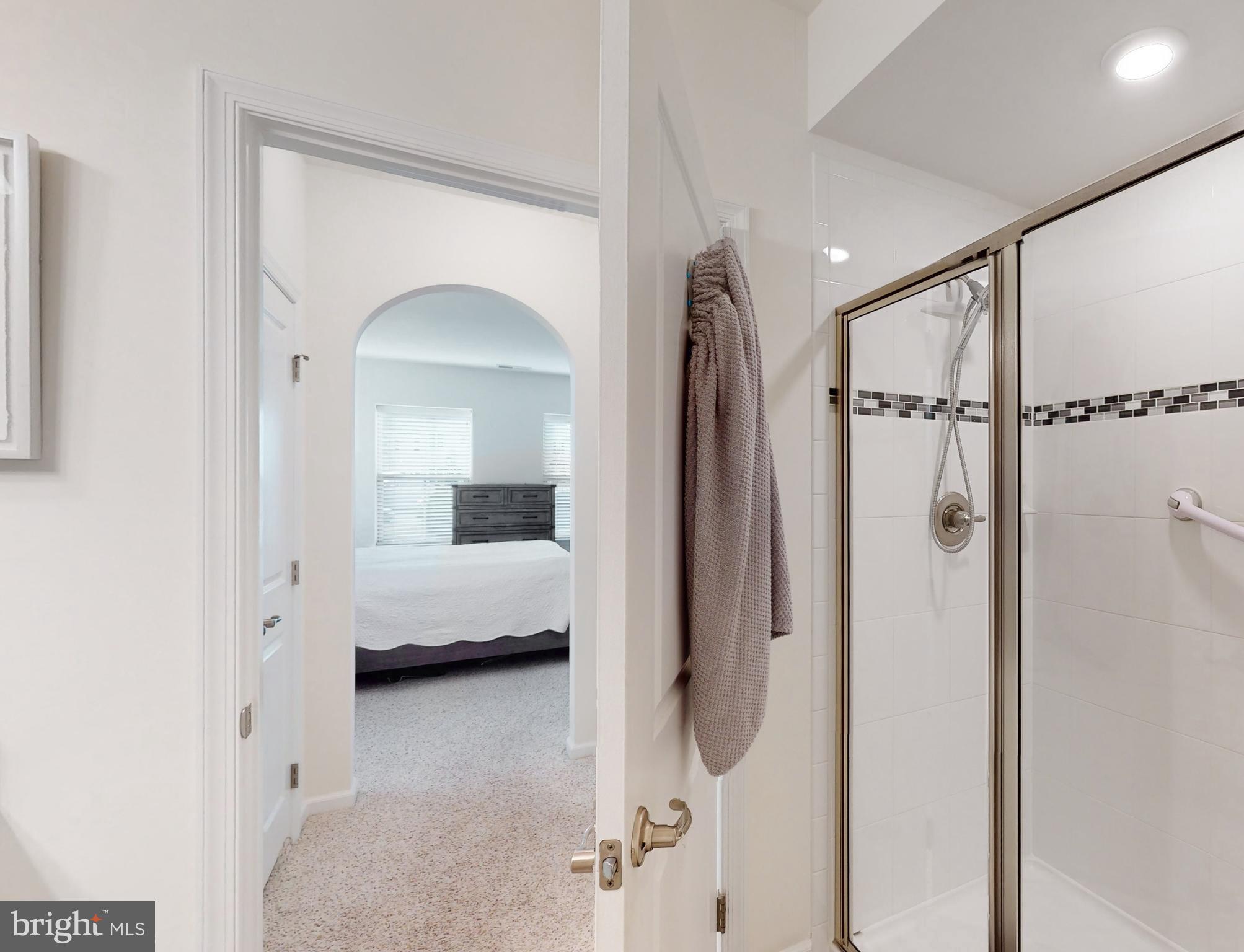 BALLENGER CREEK - Residential