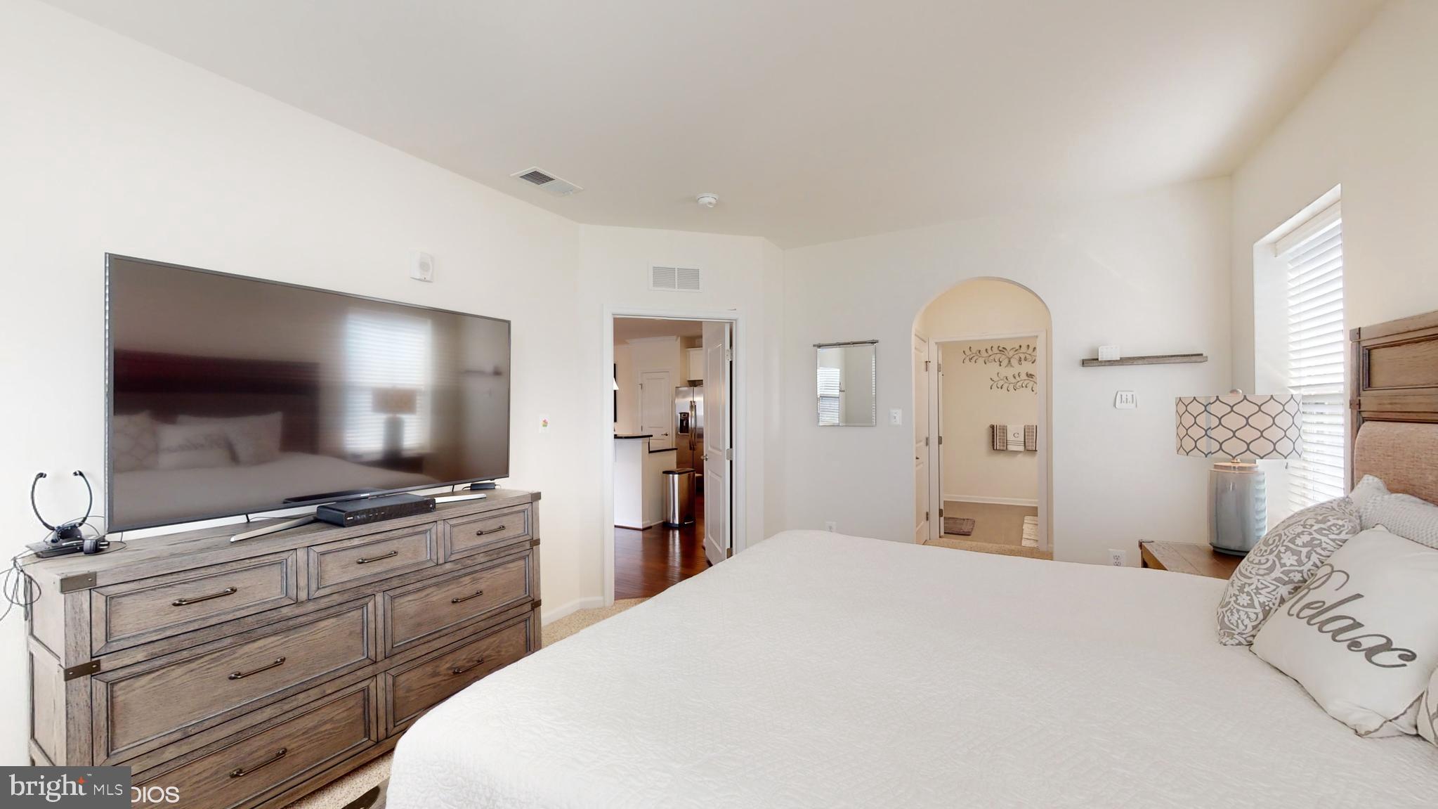 BALLENGER CREEK - Residential