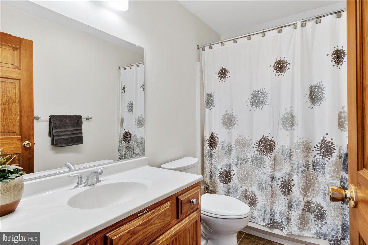 ROXBURY HILLS - Residential