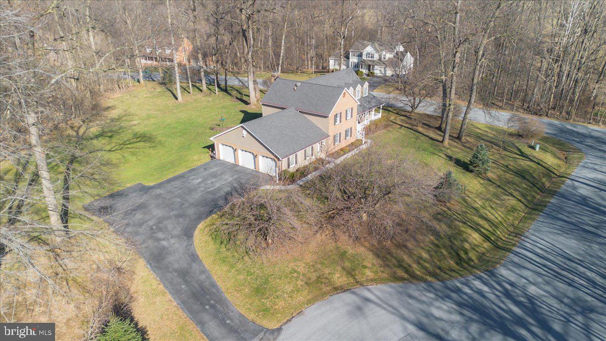 ROXBURY HILLS - Residential