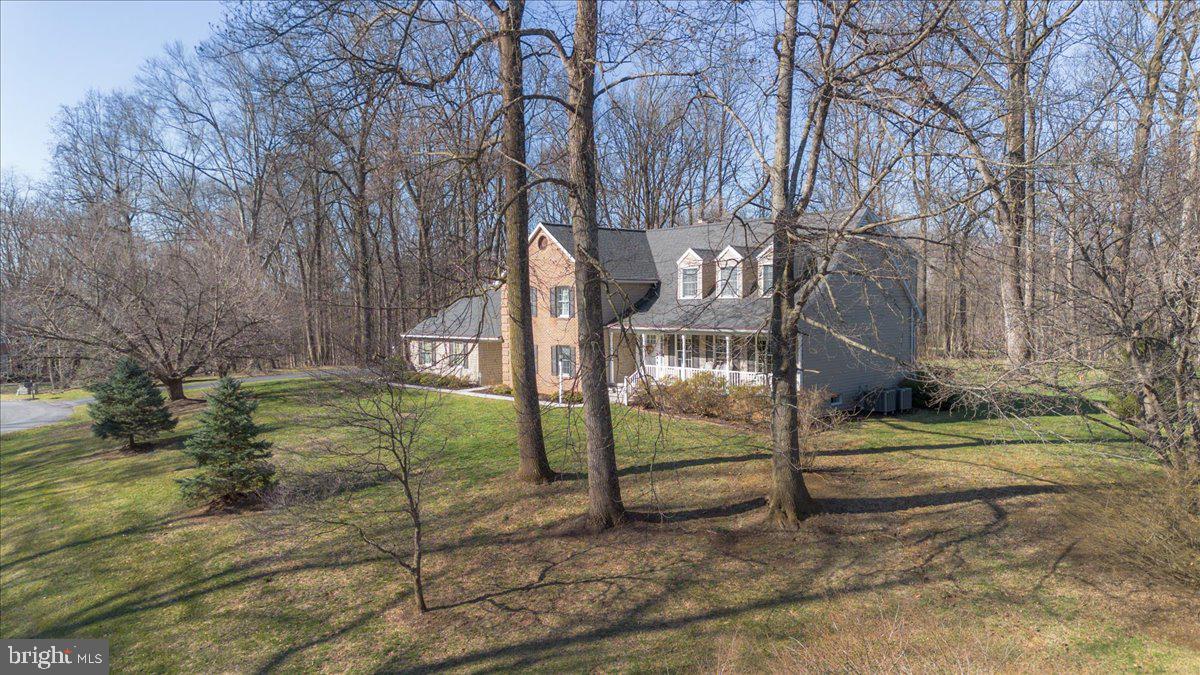 ROXBURY HILLS - Residential