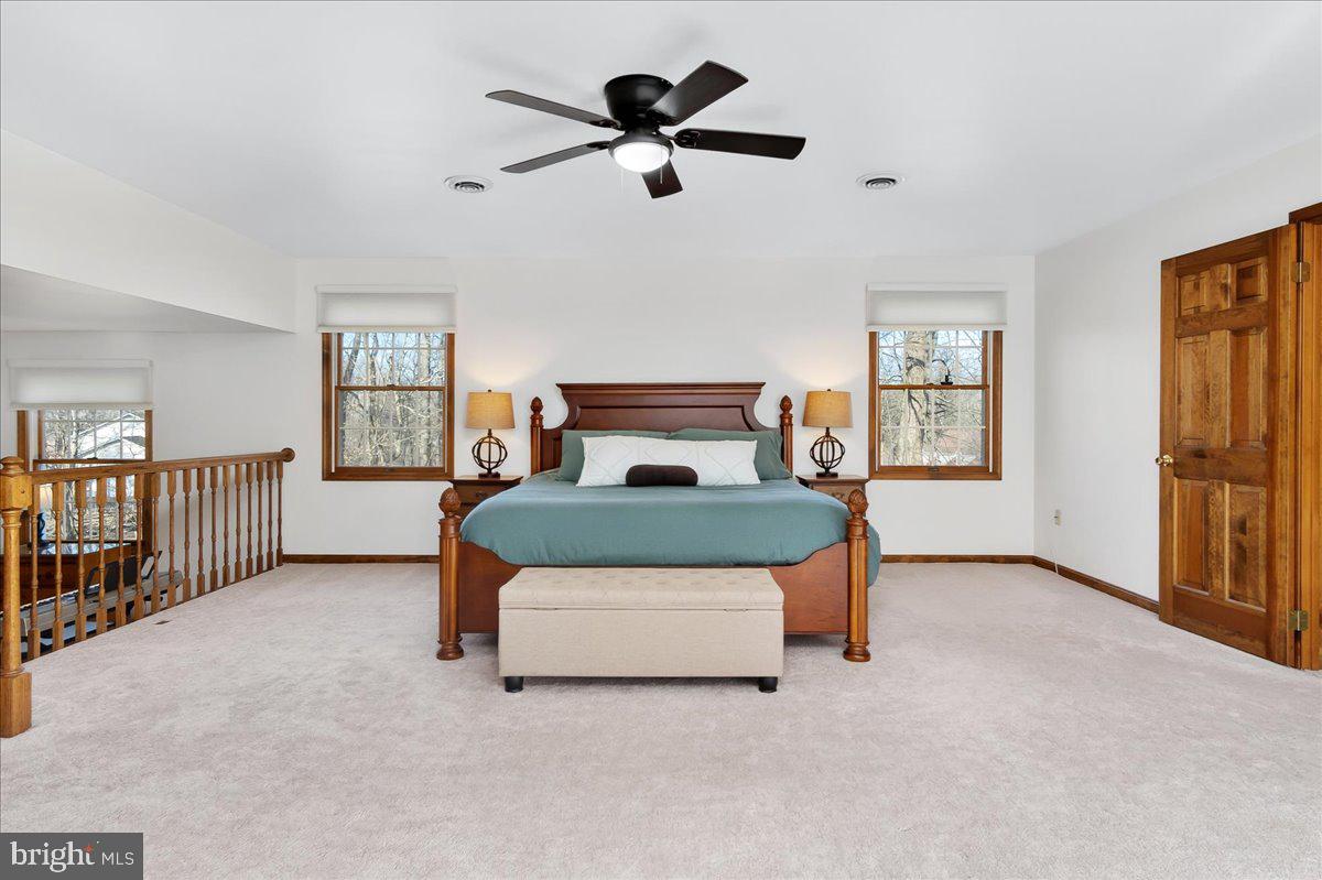 ROXBURY HILLS - Residential