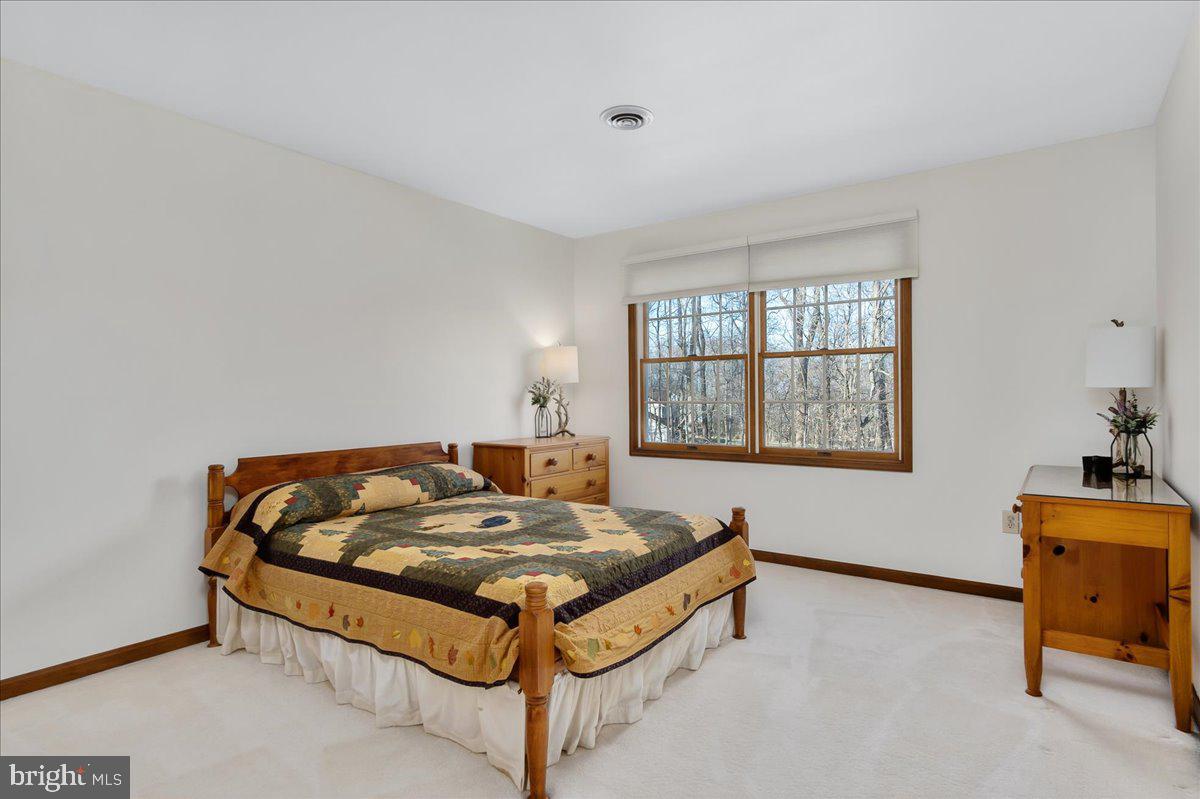 ROXBURY HILLS - Residential