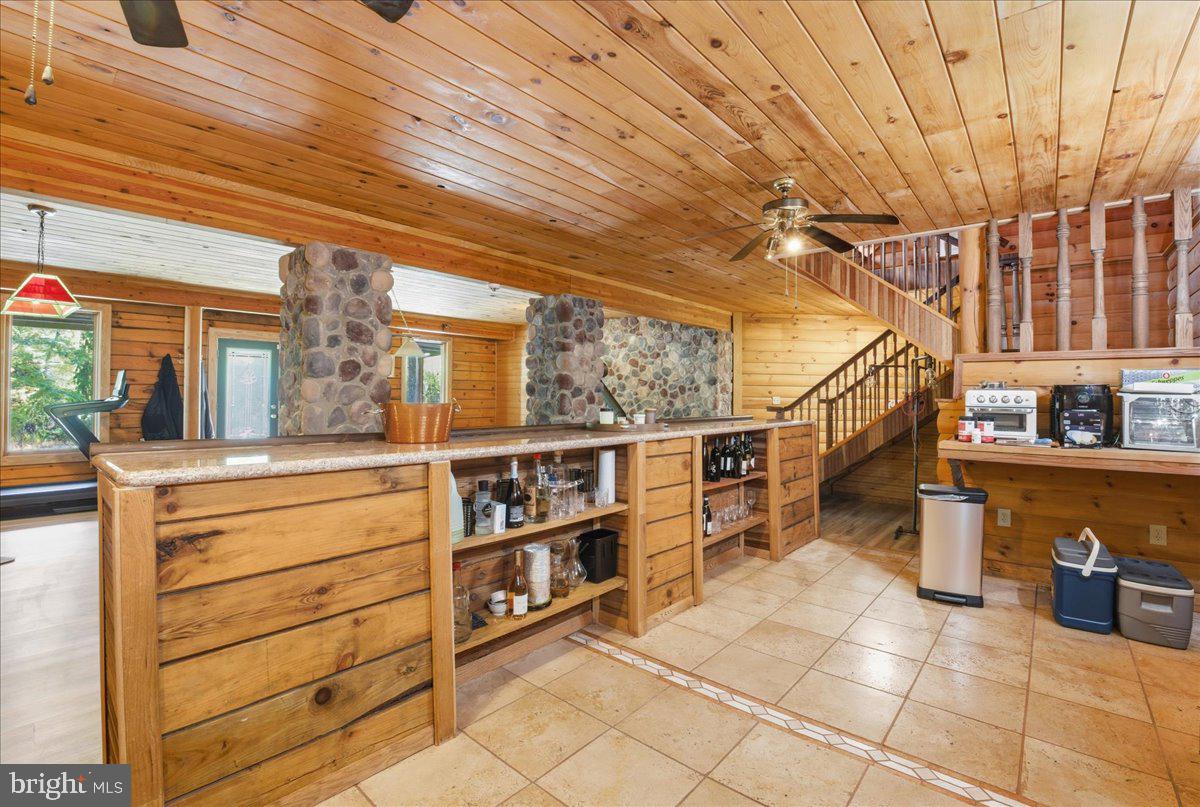 LAKE HAUTO - Residential