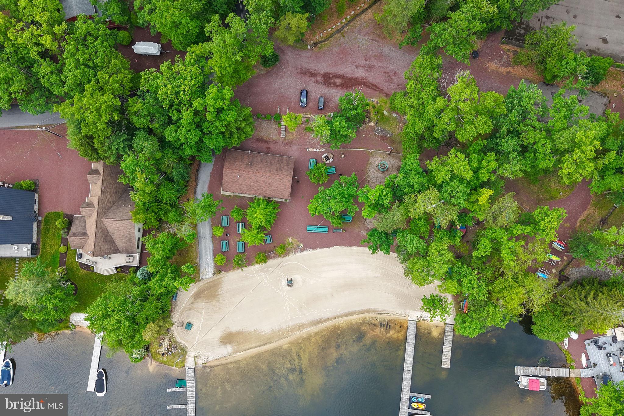 LAKE HAUTO - Residential